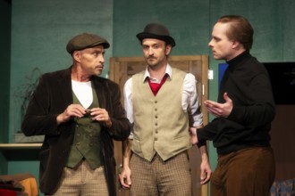 Silvio Hildebrandt (Dr Courtenay), Thilo Herrmann (Prof Marcus), Henning Wolff (Louis Harvey),