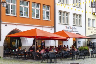 Restaurant, outdoor seating, sunshade, market square, Feldkirch, Vorarlberg, Austria