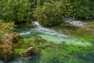 Scenery around the Fontaine-de-Vaucluse, a commune near a same named spring in the southeastern