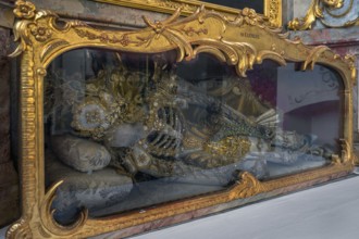 Church of St Gallus and Ulrich, relic of St Clement, Kisslegg, Allgäu, Baden-Württemberg, Germany