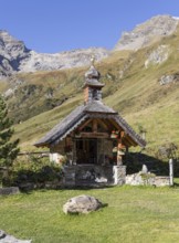 Chapel, mountain panorama, Fürthermoaralm, Pinzgau, Mooserboden reservoir