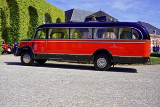 MERCEDES-BENZ 3500, built in 1950, side view of a red retro bus in sunny weather, Oldtimer Classic,