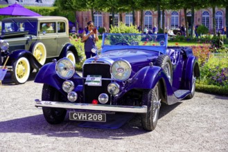 Oldtimer Classic, Gala International Concours d'Elegance Schwetzingen 2025, Germany, Europe, Blue