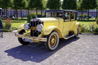 Oldtimer Classic, Gala International Concours d'Elegance Schwetzingen 2025, Germany, Europe, Yellow
