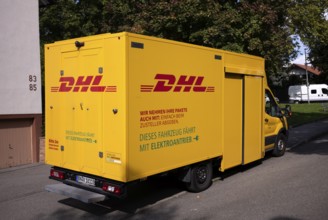 DHL delivery vehicle, e-vehicle, electric, logo, delivery, Bad Cannstatt, Stuttgart,