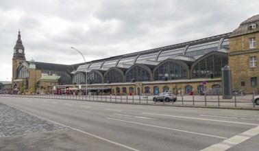 Scenery around the main railway station in Hamburg, Germany