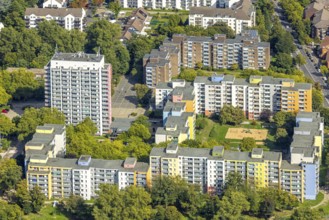 Aerial view, high-rise estate terraced houses Fürstenberger Straße, coloured house facades,