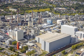 Aerial view, Henkel chemical plant area, industrial area, Holthausen, Düsseldorf, Ruhr area, North