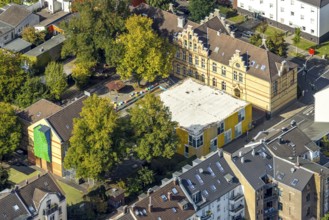 Aerial view, Martin-Luther-King-Schule an der Schönaustraße, Gerresheim, Düsseldorf, Ruhr area,