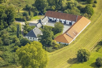 Aerial photo, Schlossmeierhof, Himmelgeist, Düsseldorf, Ruhr area, North Rhine-Westphalia, Germany,