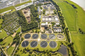 Aerial photo, sewage treatment plant, sewage treatment plant Düsseldorf-Süd, Hamm, Düsseldorf, Ruhr