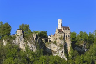 Lichtenstein Castle, fairytale castle of Württemberg, romantic fairytale castle on the eaves of the