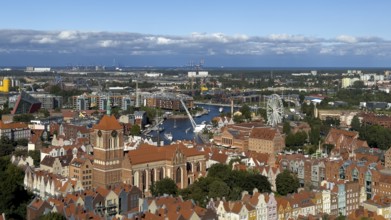 View of the old town and Motlawa River, Gdansk, Gdansk, Poland