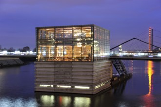 Modern architecture at the commercial harbour, Medienhafen, Düsseldorf, Rhineland, North