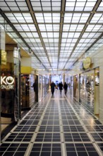 Kö-Karree, a passageway to the Kö-Galerie shopping centre on Königsallee, Düsseldorf, Rhineland,