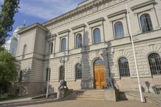 Central Bank Suomen Pankki, Snellmaninaukio, Old Town, Helsinki, Finland