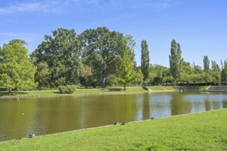 Blümelteich, Volkspark Mariendorf, Tempelhof-Schöneberg, Berlin, Germany