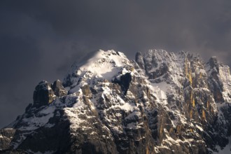 Atmospheric detailed view of the Sorapis mountain group in the evening light, Punta Sorapiss,