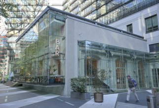 Frederick's Bar, Das Center am Potsdamer Platz, old Hotel Esplanade, Bellevue Straße, Potsdamer