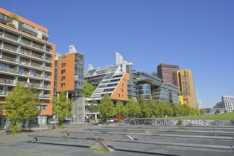 Disused seesaws, residential buildings, office buildings, Tilla-Durieux-Park, Potsdamer Platz,
