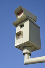 Speed camera, speed camera box, Reichpietschufer, Tiergarten, Mitte, Berlin, Germany