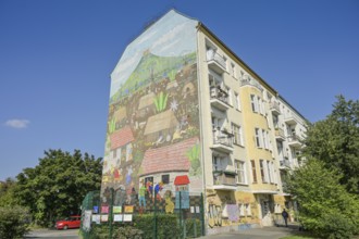 Mural, Nicaraguan village Monimbo 1978, Skandinavische Straße, Lichtenberg, Berlin, Germany