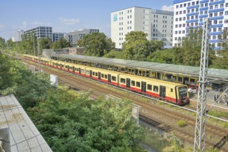 S-Bahn, Landsberger Allee station, Prenzlauer Berg, Pankow, Berlin, Germany