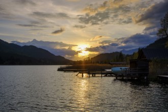 Sunset, evening mood at the Weißensee, near Techendorf, Carinthia, Austria