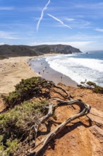 Praia do Amado beach near Carrapateira, popular with surfers, wave riders, rocky coast, steep coast