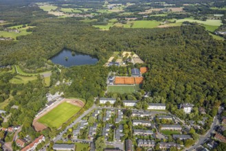 Aerial view, football stadium Am Freibad TV Jahn Hiesfeld, Rotbachsee in the forest, tennis courts