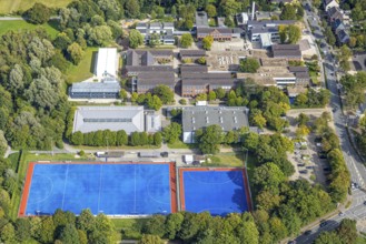 Aerial view, comprehensive school Hiesfeld, sports field with blue field and sports hall TV Jahn