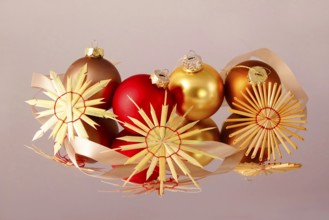 Christmas decoration, Christmas tree baubles, home-made straw stars, Germany