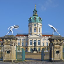 Charlottenburg Palace, city side on Spanndauer Damm with the Borghese fencers and courtyard of