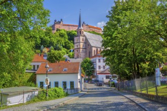 St Peter's Church in the Old Town with Plassenburg Castle, beer town Kulmbach, Main Valley, Upper