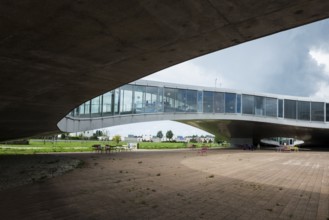 Rolex Learning Centre, SANAA architects, École polytechnique fédérale de Lausanne, EPFL, Lausanne,