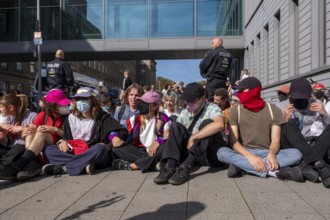 Germany, Berlin, 20/09/2025, protests against the March for Life demanding the abolition of