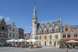 Butcher's Hall, Vleeshuis, restaurants and pavement cafes on Market Square in historic city centre