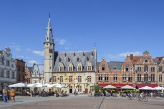 Butcher's Hall, Vleeshuis, restaurants and pavement cafes on Market Square in historic city centre