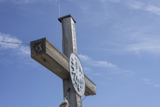 Summit cross, Aggenstein, 1986m, Tannheimer Berge, Allgäu Alps, Allgäu, Bavaria, Germany
