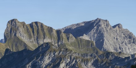 Mountain panorama from Koblat Höhenweg to Schneck, 2268m, behind Großer Wilder, 2379m, Allgäu Alps,