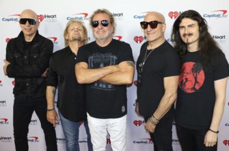 Joe Satriani, Michael Anthony, Sammy Hagar, Kenny Aronoff and Rai Thistlethwayte at the 2025