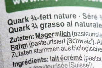 List of ingredients on a packet of quark. Focus on the ingredient skimmed milk and cream