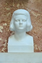 Marble bust of Sophie Scholl against a reddish background, Walhalla, Donaustauf, Regensburg,