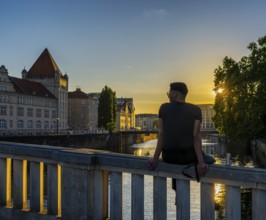 Evening sun at the Bodemuseum, Monbijou Bridge, Museum Island, Berlin, Germany