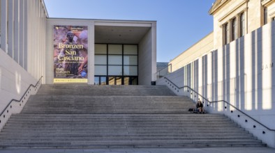James Simon Gallery, main portal, Berlin, Germany