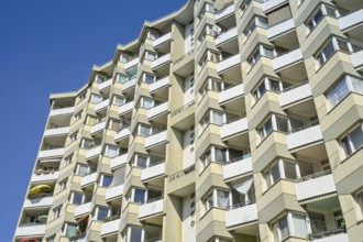 Residential building, prefabricated building, balconies, Toeplerstraße, Charlottenburg-Nord,