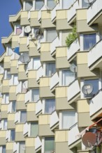 Residential building, prefabricated building, balconies, Toeplerstraße, Charlottenburg-Nord,