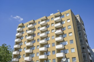 Residential building, prefabricated building, balconies, Olbersstraße, Charlottenburg,