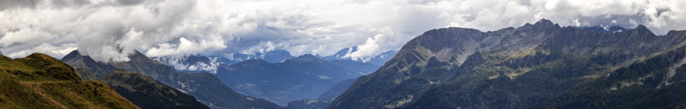 View over Passo Scimfuss into the upper Leventina, on the left Ritom area, on the right Bedretto,