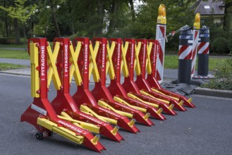 Pitagone, vehicle barriers on the road, Festival Hill, on the Green Hill, Bayreuth, Upper